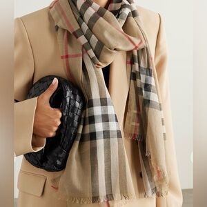BURBERRY Cashmere Silk Scarf